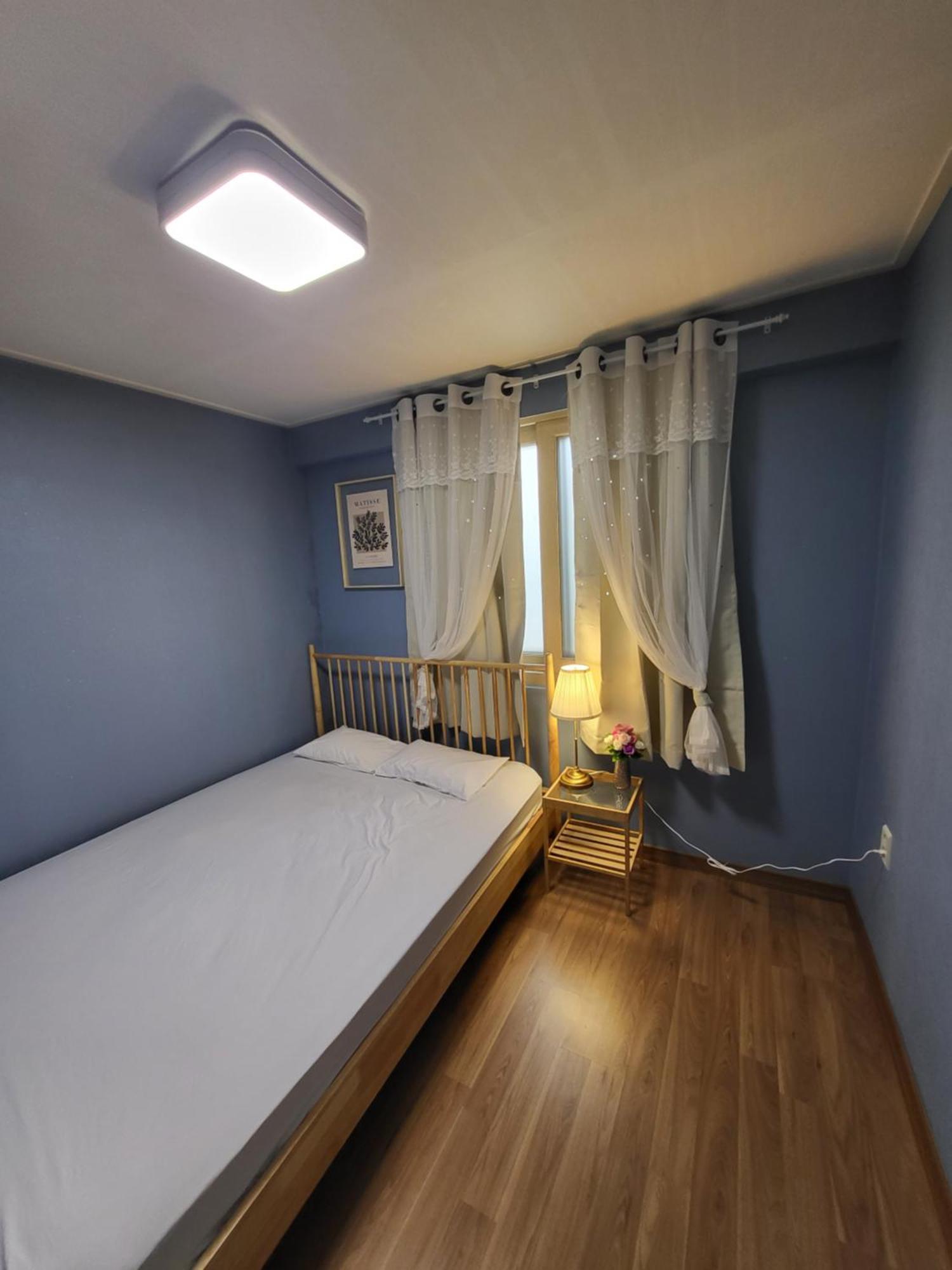 Red Guesthouse Seoul Exterior photo