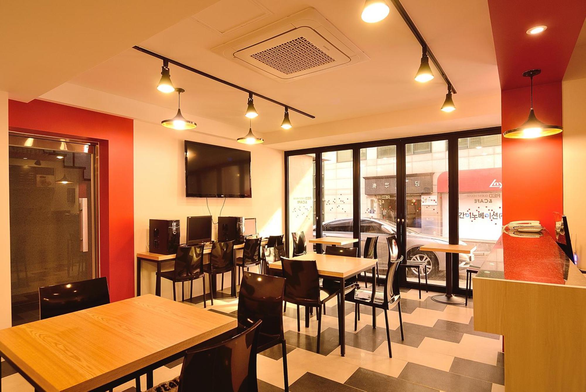 Red Guesthouse Seoul Exterior photo