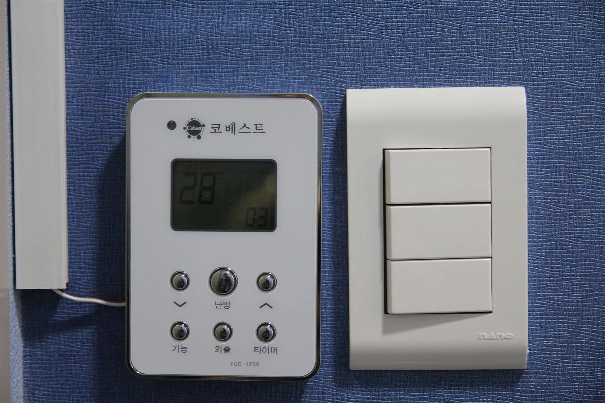 Red Guesthouse Seoul Exterior photo
